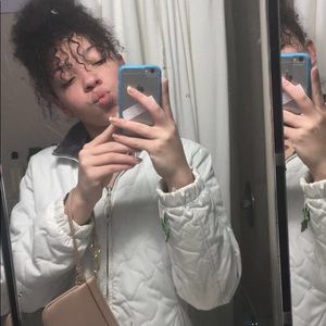 Meet your Posher, Madison